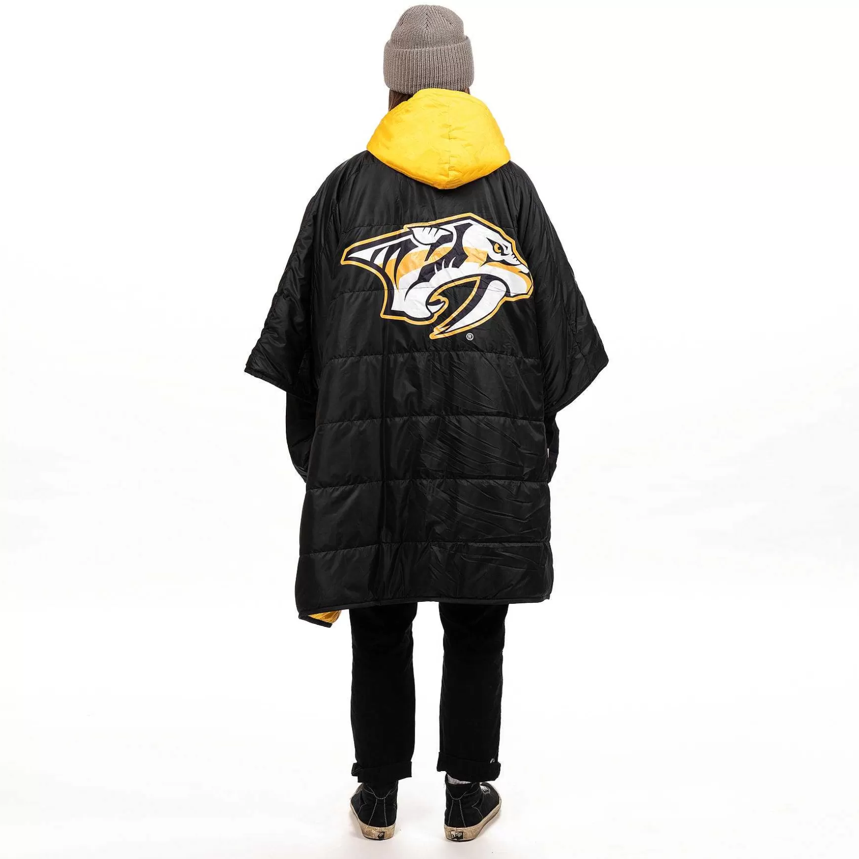 New Poncho De Los Depredadores De Nashville Nhl